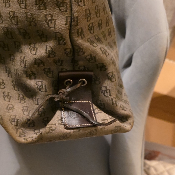 Dooney & Bourke Tan Monogram Tote - Picture 3 of 10